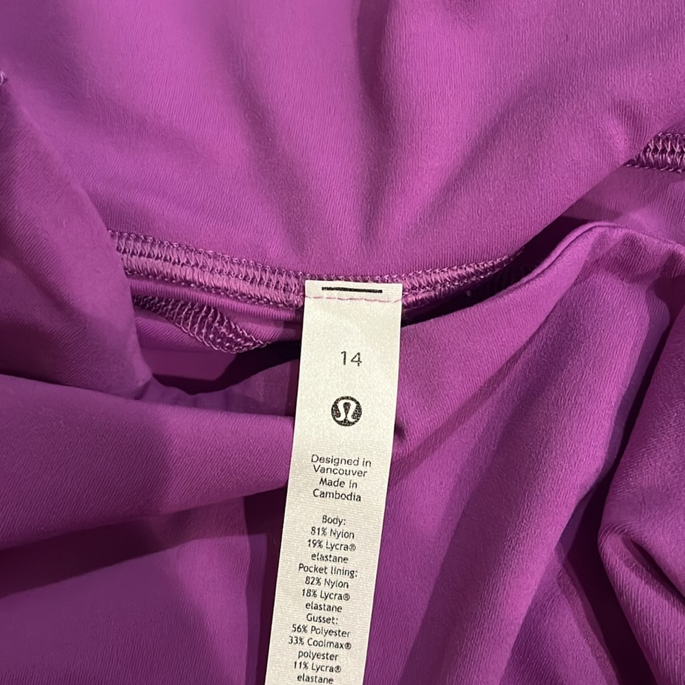 Lululemon pants - Picture 4 of 4